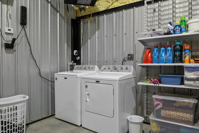 5460 Sulphur Creek Rd, Big Sandy, TN 38221