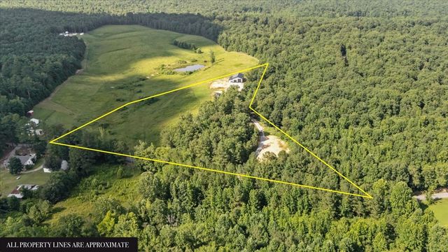 5460 Sulphur Creek Rd, Big Sandy, TN 38221