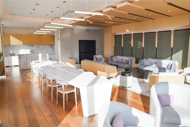 899 Francisco 1711, Los Angeles, CA 90017