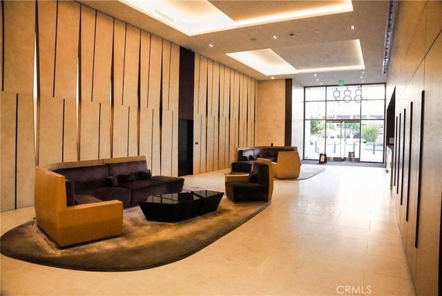 899 Francisco 1711, Los Angeles, CA 90017