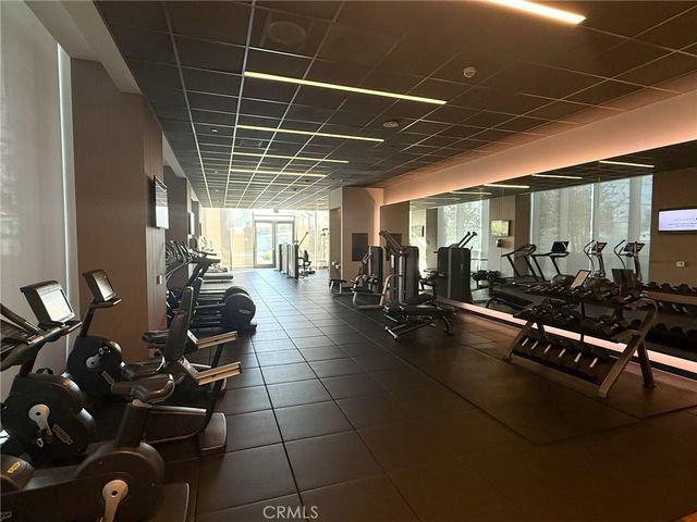 899 Francisco 1711, Los Angeles, CA 90017