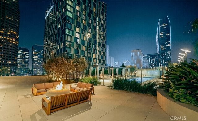 899 Francisco 1711, Los Angeles, CA 90017