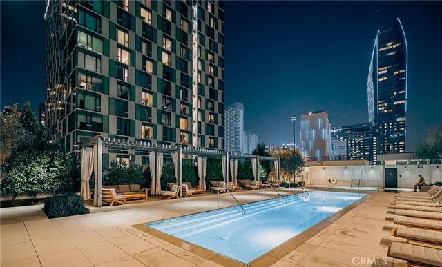 899 Francisco 1711, Los Angeles, CA 90017