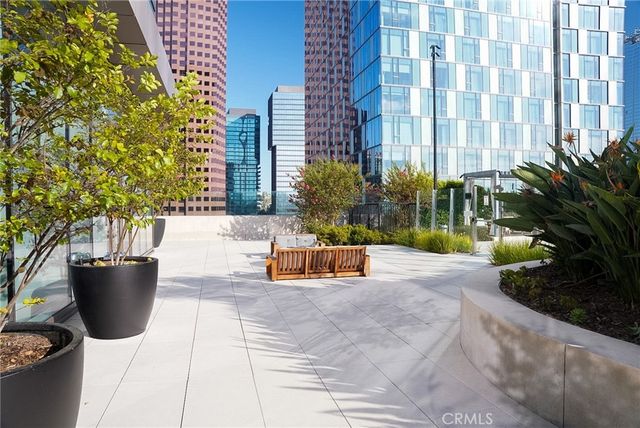 899 Francisco 1711, Los Angeles, CA 90017