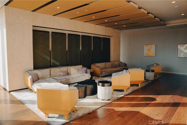 899 Francisco 1711, Los Angeles, CA 90017