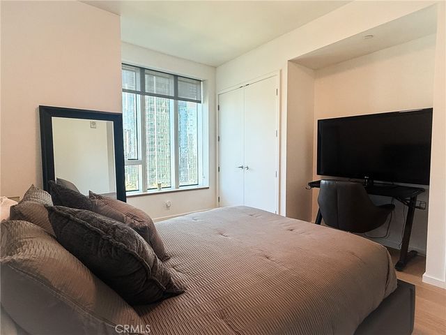 899 Francisco 1711, Los Angeles, CA 90017