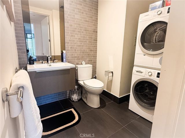 899 Francisco 1711, Los Angeles, CA 90017