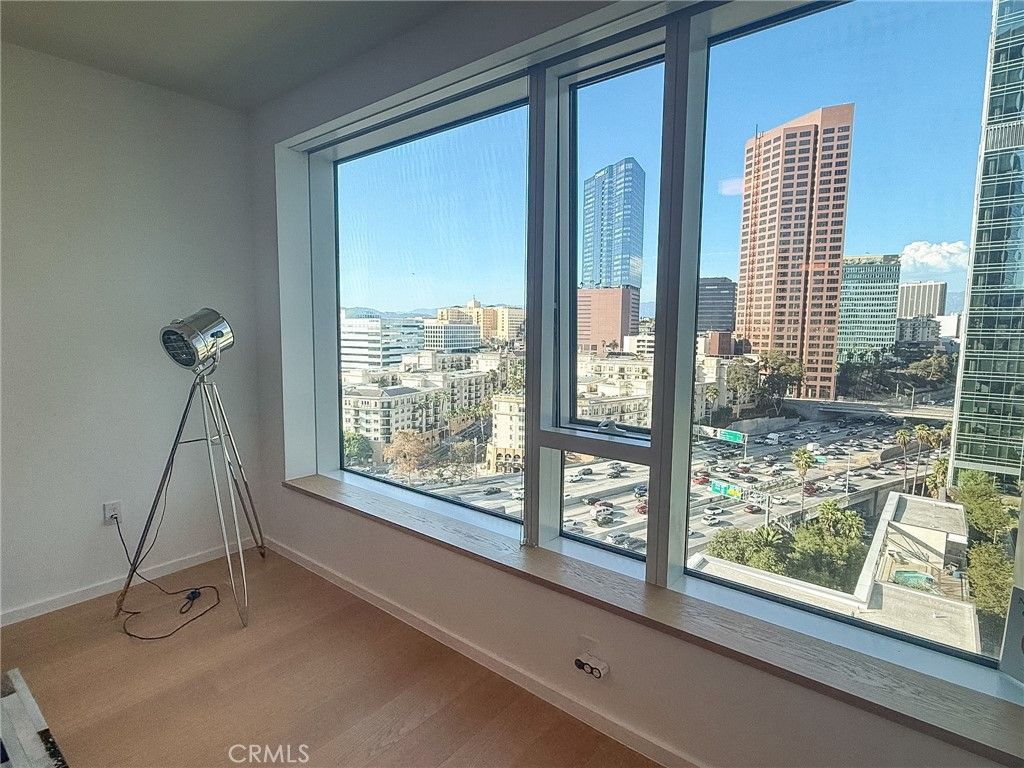 899 Francisco 1711, Los Angeles, CA 90017