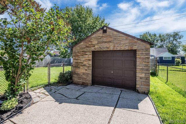 801 South Huth Road, Cheektowaga, NY 14225