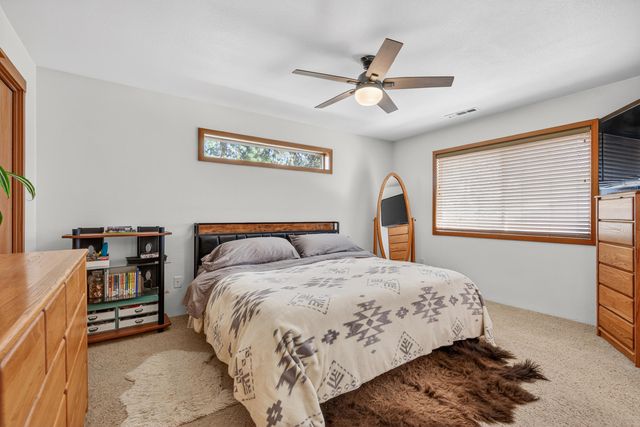 2011 Spruce Way, Medford, OR 97501