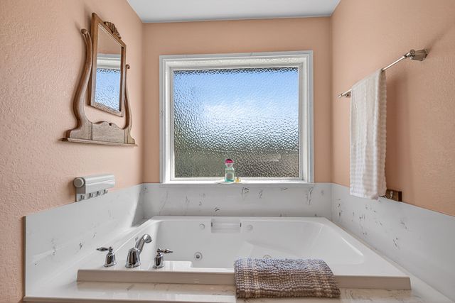 2011 Spruce Way, Medford, OR 97501