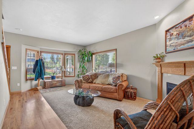 2011 Spruce Way, Medford, OR 97501