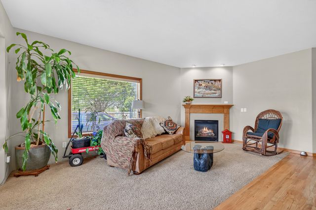 2011 Spruce Way, Medford, OR 97501