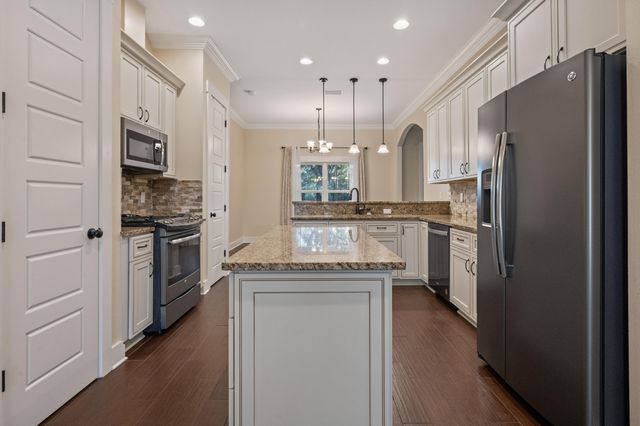 1569 Lakeside Drive, Niceville, FL 32578