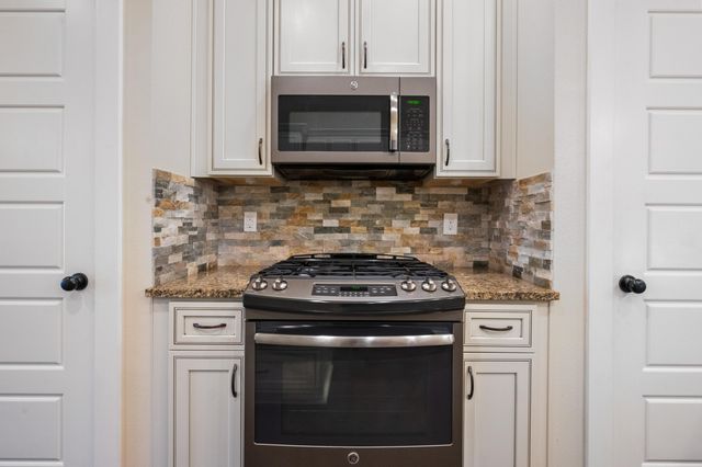 1569 Lakeside Drive, Niceville, FL 32578