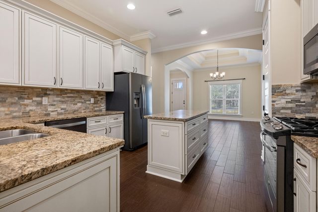 1569 Lakeside Drive, Niceville, FL 32578