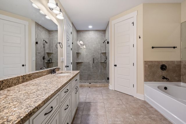 1569 Lakeside Drive, Niceville, FL 32578