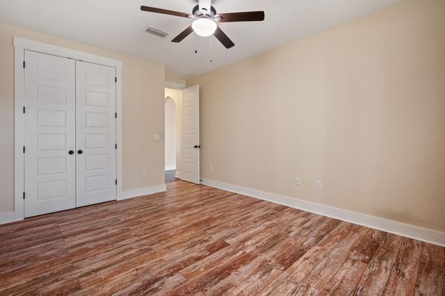 1569 Lakeside Drive, Niceville, FL 32578