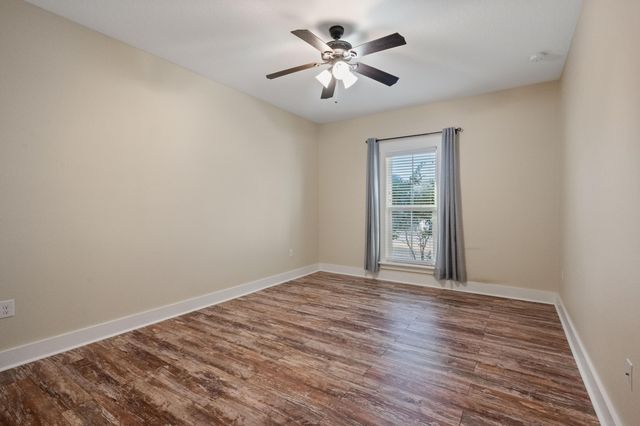 1569 Lakeside Drive, Niceville, FL 32578