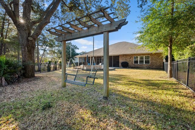 1569 Lakeside Drive, Niceville, FL 32578