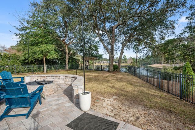 1569 Lakeside Drive, Niceville, FL 32578