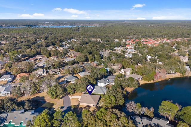 1569 Lakeside Drive, Niceville, FL 32578