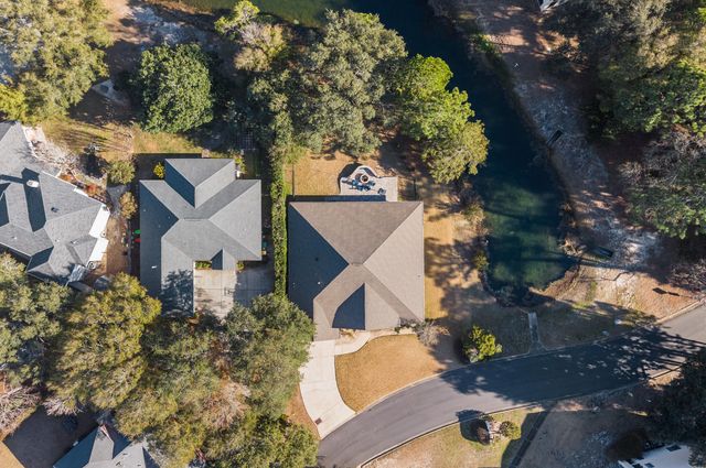 1569 Lakeside Drive, Niceville, FL 32578