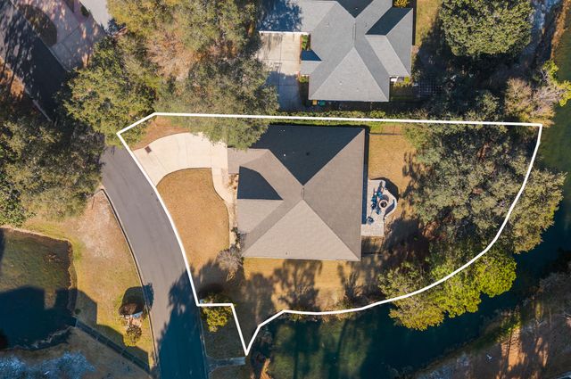 1569 Lakeside Drive, Niceville, FL 32578