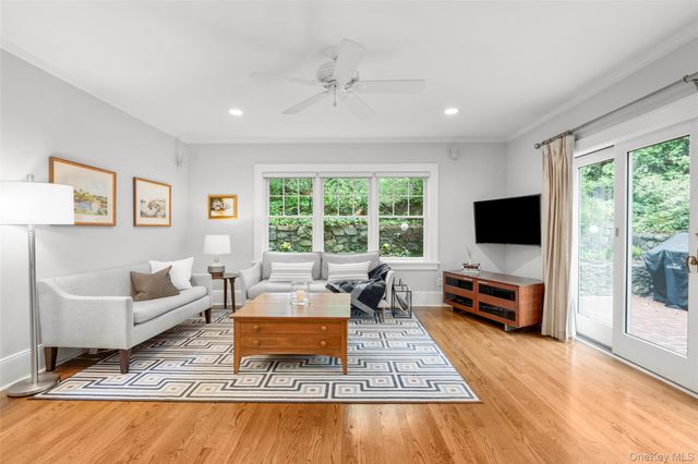 12 Parkway Street, Larchmont, NY 10538
