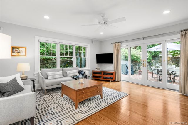 12 Parkway Street, Larchmont, NY 10538
