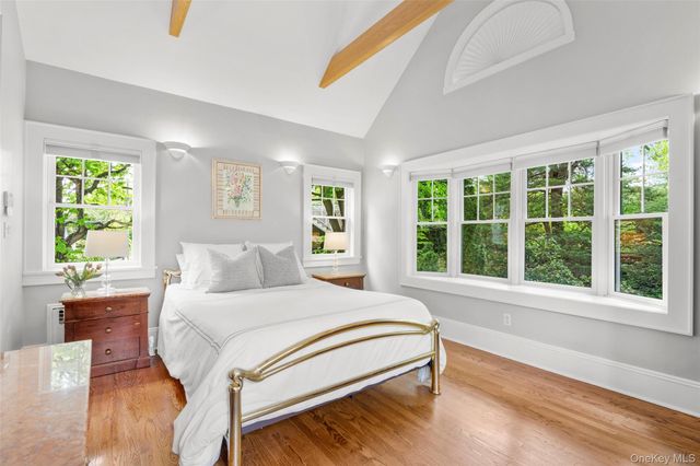 12 Parkway Street, Larchmont, NY 10538