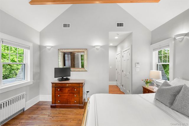 12 Parkway Street, Larchmont, NY 10538