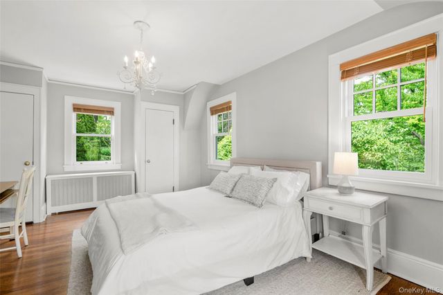 12 Parkway Street, Larchmont, NY 10538