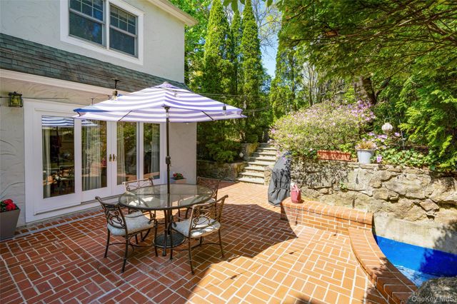 12 Parkway Street, Larchmont, NY 10538