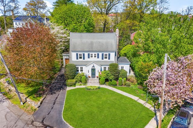 12 Parkway Street, Larchmont, NY 10538