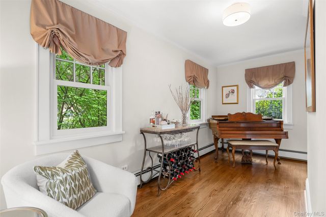 12 Parkway Street, Larchmont, NY 10538