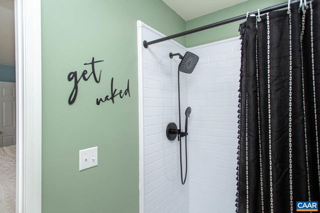 5 BRIDLEWOOD DR, Palmyra, VA 22963