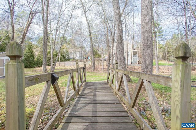 5 BRIDLEWOOD DR, Palmyra, VA 22963