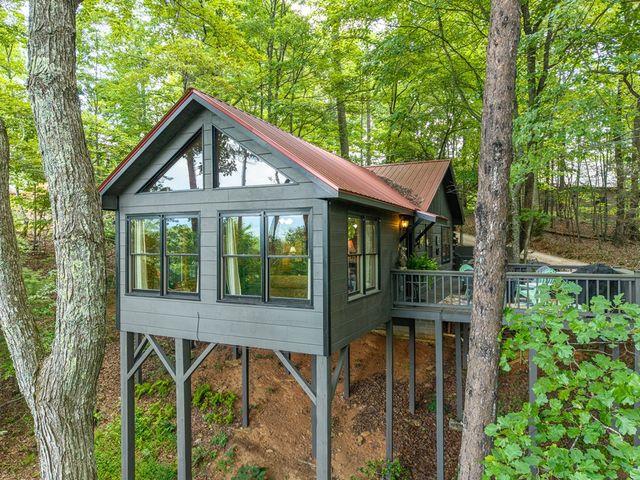 600 Cohutta Mountain Road, Blue Ridge, GA 30513