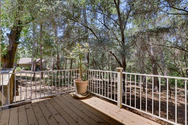 11412 Cottontail Way, Penn Valley, CA 95946