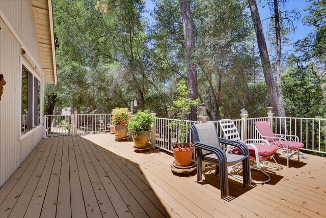 11412 Cottontail Way, Penn Valley, CA 95946