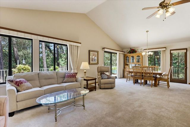 11412 Cottontail Way, Penn Valley, CA 95946