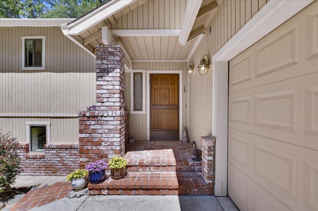 11412 Cottontail Way, Penn Valley, CA 95946
