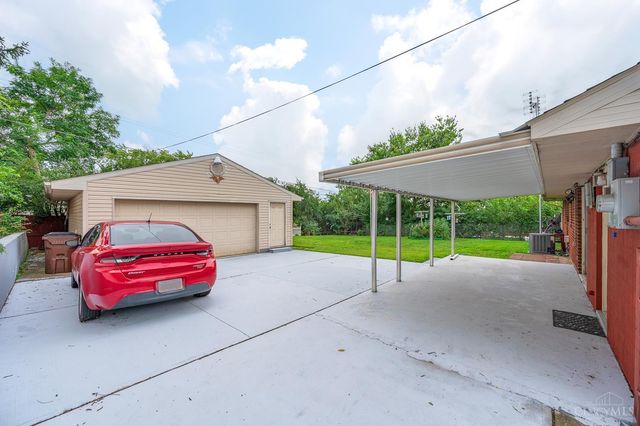 98 Moore Drive, Franklin, OH 45005