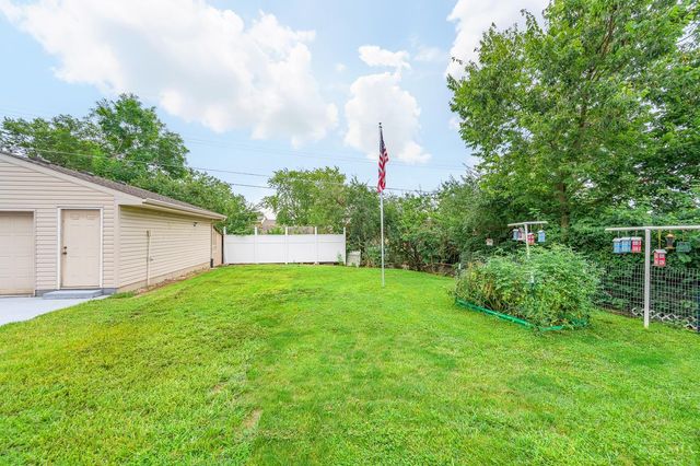98 Moore Drive, Franklin, OH 45005