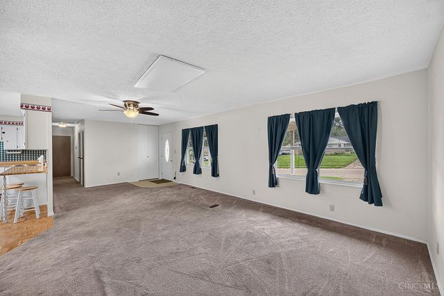 98 Moore Drive, Franklin, OH 45005