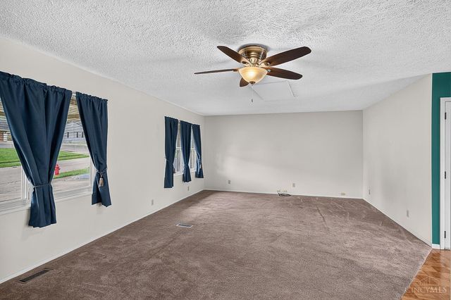 98 Moore Drive, Franklin, OH 45005