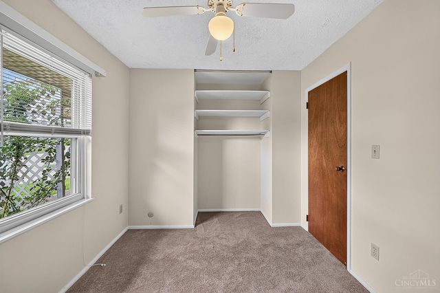 98 Moore Drive, Franklin, OH 45005