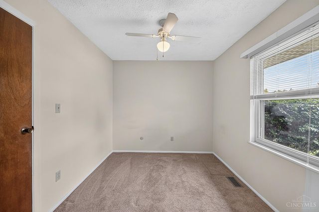 98 Moore Drive, Franklin, OH 45005