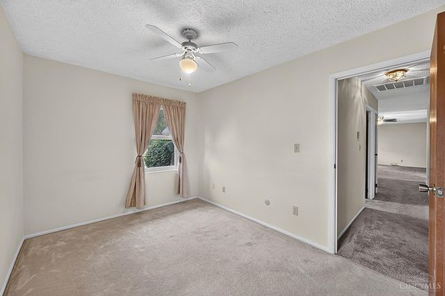 98 Moore Drive, Franklin, OH 45005